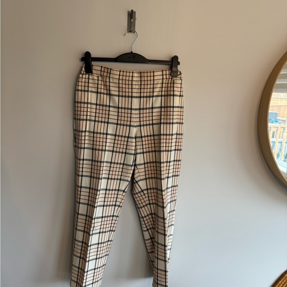 Aritzia Wilfred genie check size 8 pants…. - Picture 2 of 7
